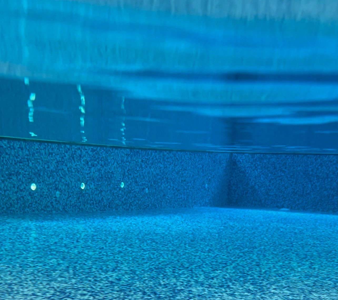 бассейн вода